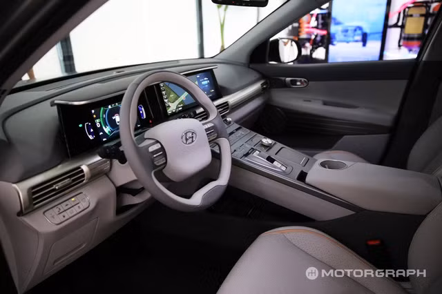 hyundai bat ngo ven man mau suv moi chay bang hy dro
