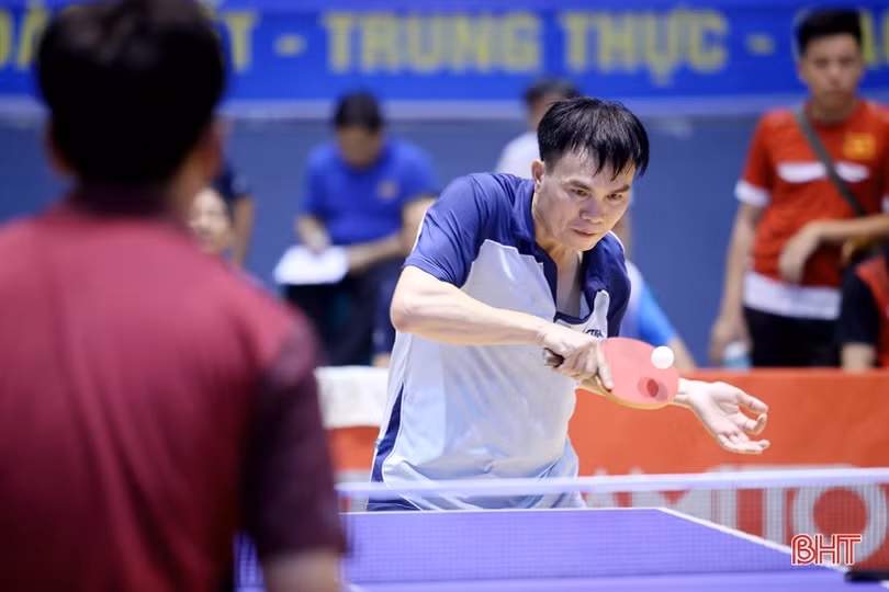 CLB Thành Đông vô địch nội dung đồng đội Giải bóng bàn CLB mở rộng Báo Hà Tĩnh 2020