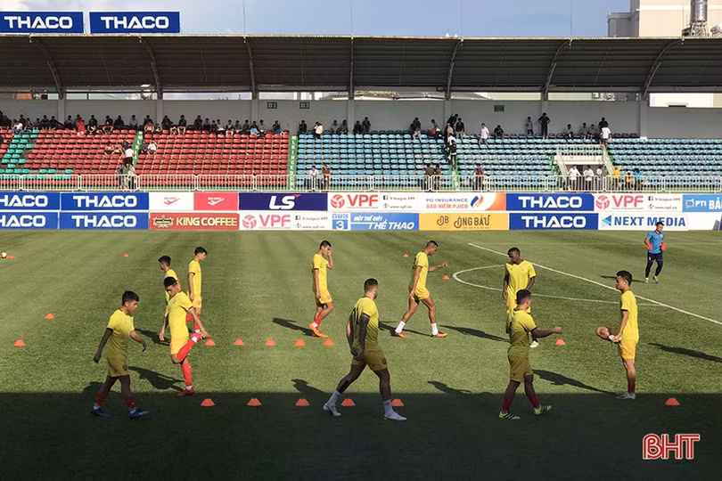 Xem trực tiếp Hoàng Anh Gia Lai với Hồng Lĩnh Hà Tĩnh tại vòng 8 V.League