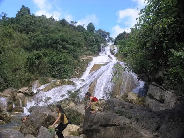 Khám phá những thác nước đẹp nhất Sa Pa