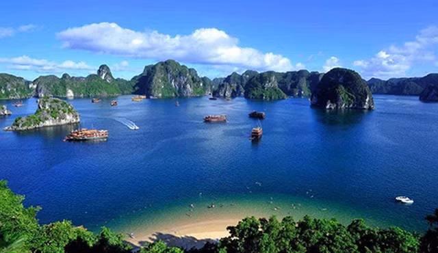 Top 11 kỳ quan thiên nhiên châu Á đẹp nhất thế giới