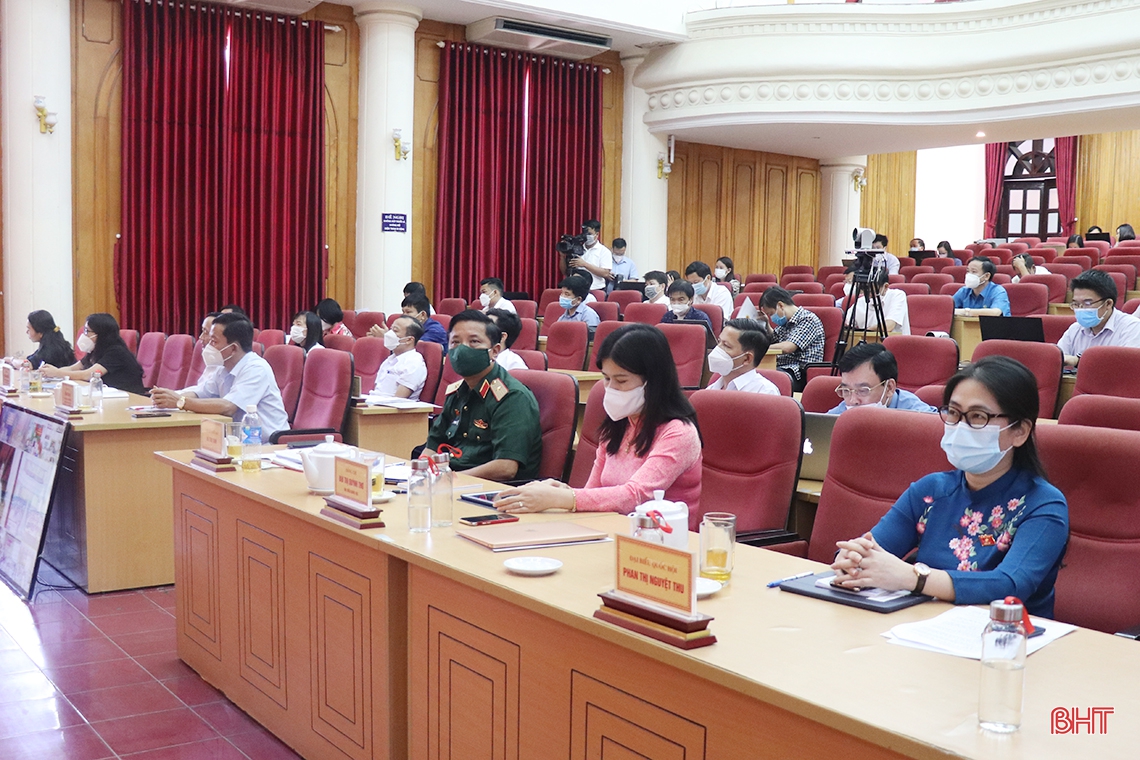 Cử tri Hà Tĩnh cần thẳng thắn phản ánh thực trạng ở cơ sở