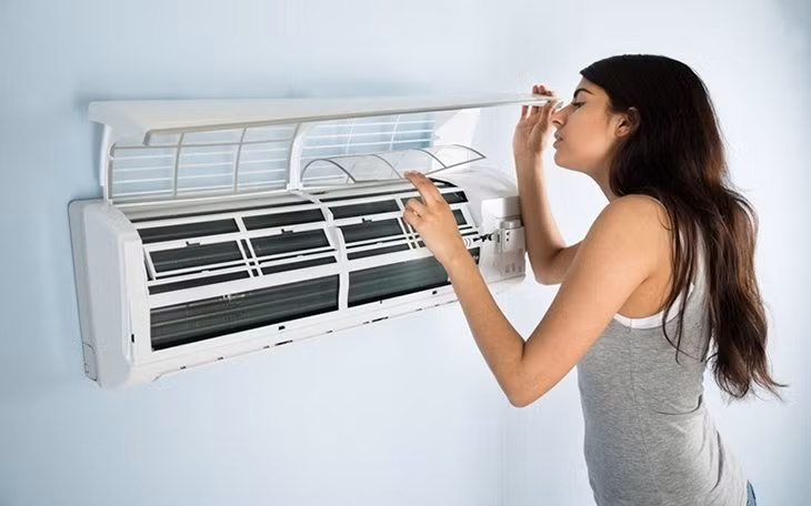 5 cách khắc phục điều hòa có mùi hôi, loại bỏ nấm mốc, bụi bẩn