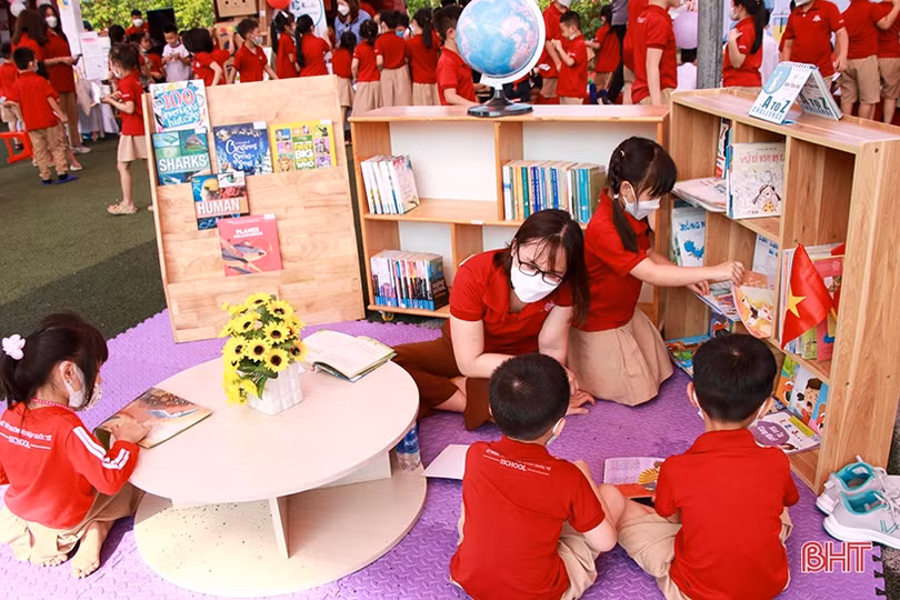 Học sinh hào hứng với Ngày hội Khoa học - Science Day ở iSchool Hà Tĩnh