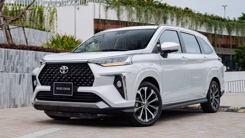 Loạt ôtô mới dưới 700 triệu đồng khuấy đảo thị trường xe Việt
