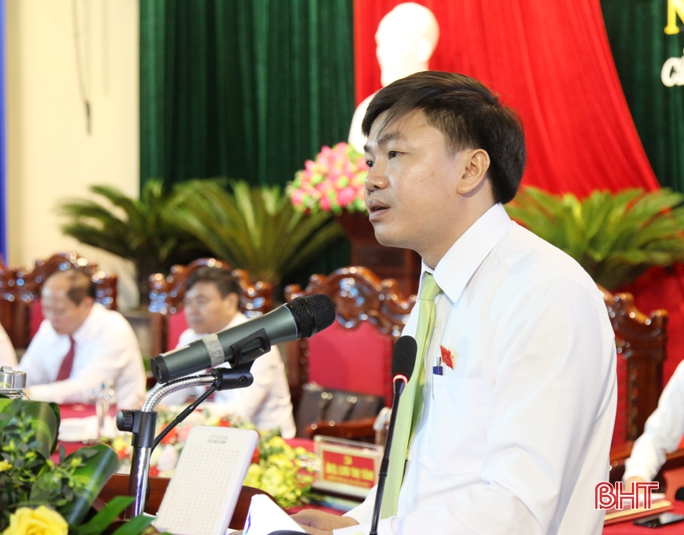 Đại hội Đại biểu Đảng bộ huyện Cẩm Xuyên bầu 37 đồng chí vào Ban Chấp hành nhiệm kỳ 2020 - 2025