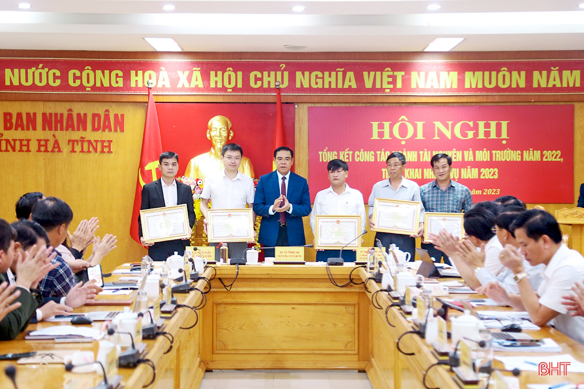 Chủ động xử lý các tồn tại, vướng mắc trong lĩnh vực đất đai, môi trường