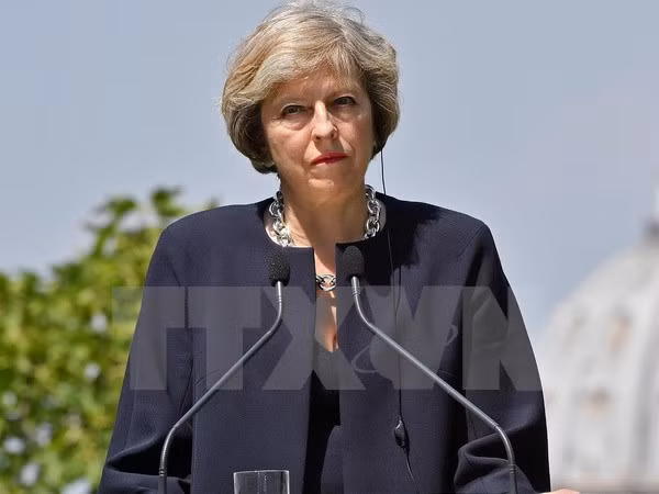 thu tuong may kinh te anh tiep tuc bi ton thuong sau brexit