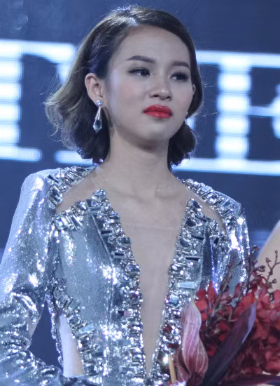 phi phuong anh doat quan quan the face 2016