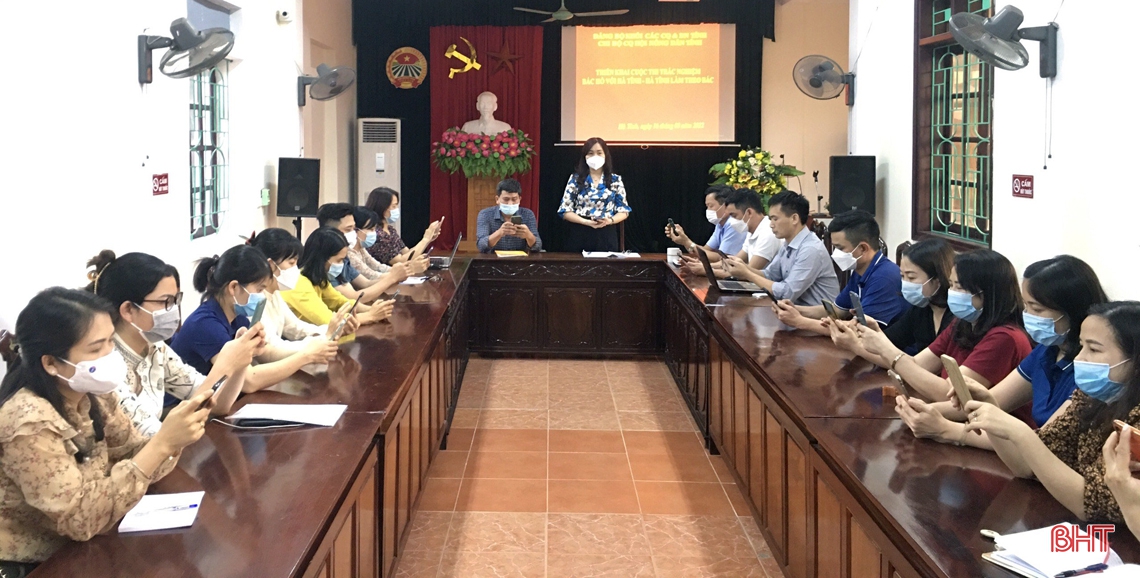 Trao 47 giải thưởng Cuộc thi trắc nghiệm trực tuyến “Bác Hồ với Hà Tĩnh - Hà Tĩnh làm theo Bác”