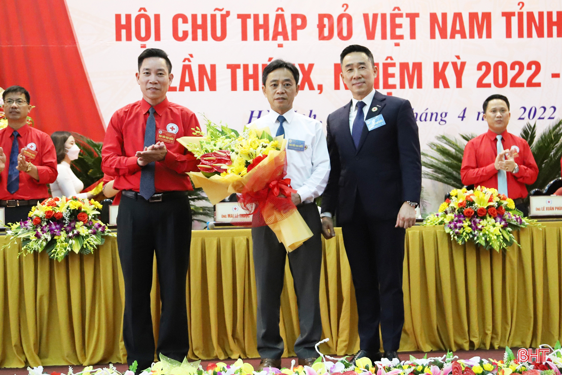 Ông Mai Lê Thuộc tái cử Chủ tịch Hội Chữ thập đỏ tỉnh Hà Tĩnh