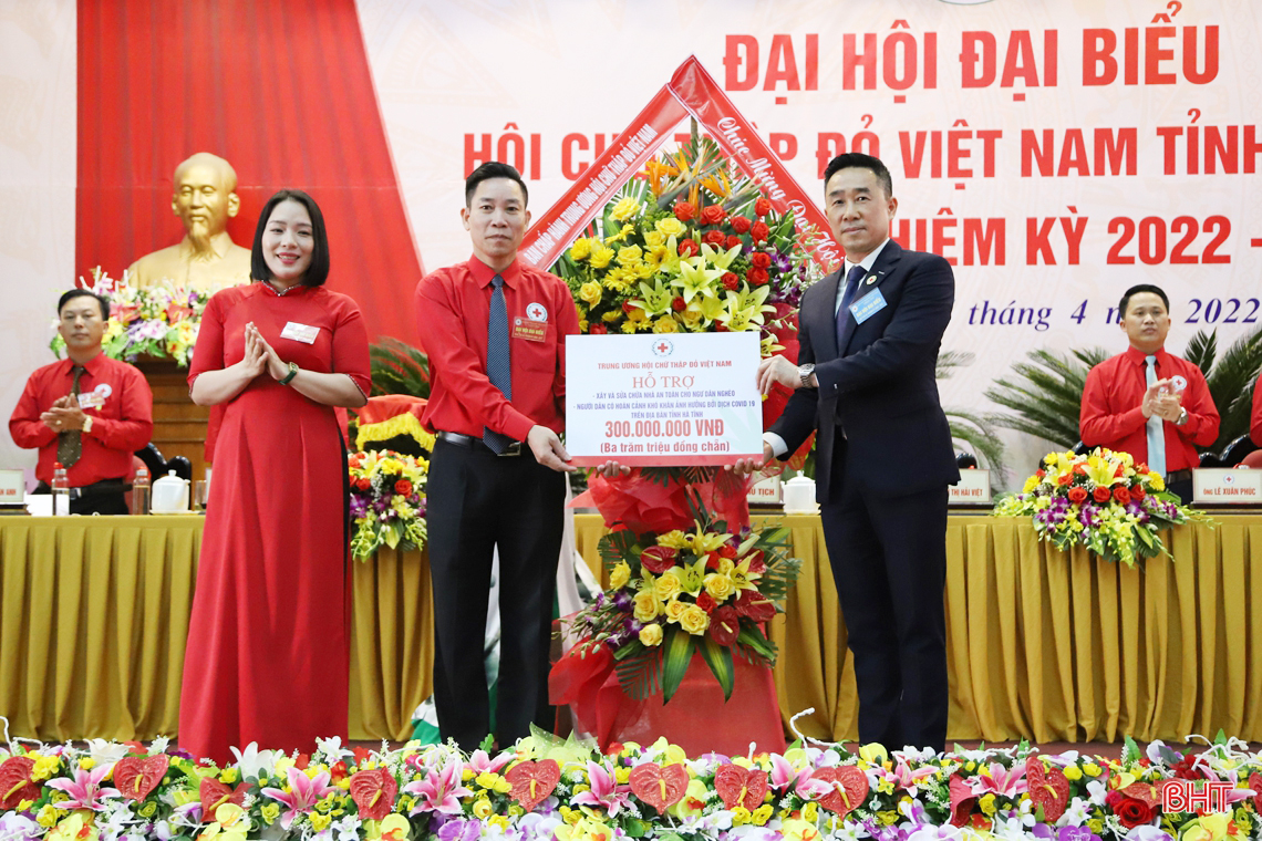 Ông Mai Lê Thuộc tái cử Chủ tịch Hội Chữ thập đỏ tỉnh Hà Tĩnh