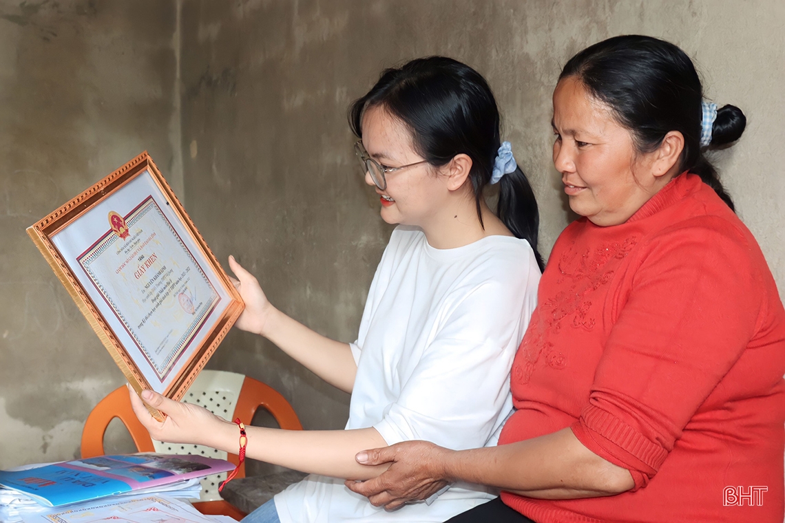 Cô học trò nghèo Hà Tĩnh và hành trình chinh phục giải nhất HSG quốc gia