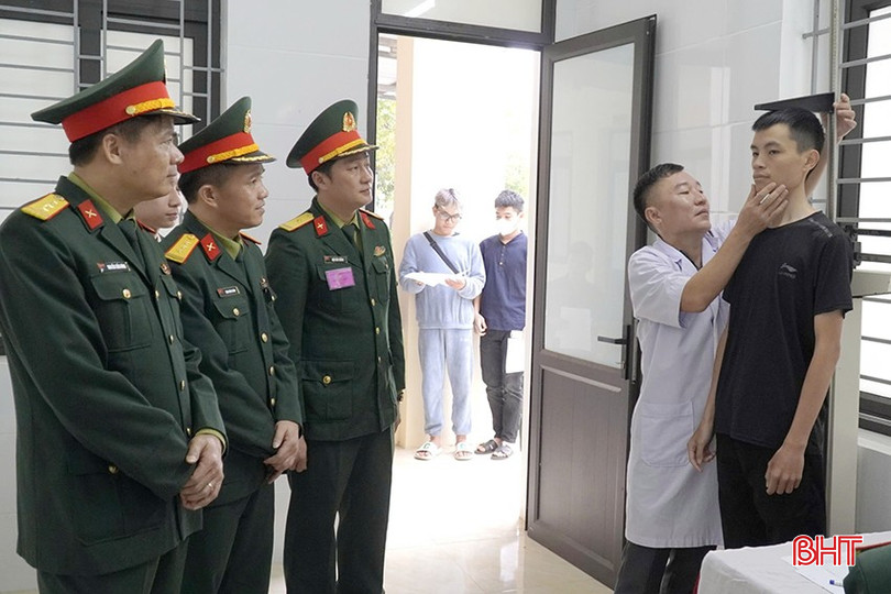 Việc tổ chức khám tuyển được Hội đồng Nghĩa vụ quân sự huyện tổ chức nghiêm túc, khách quan.