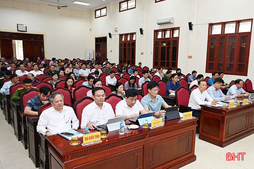 Đại biểu dự hội nghị.