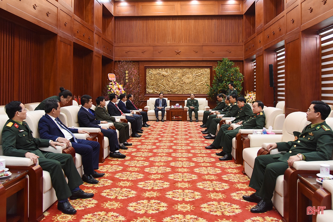 Lãnh đạo tỉnh Hà Tĩnh dâng hương tưởng niệm Chủ tịch Hồ Chí Minh tại Khu di tích Kim Liên