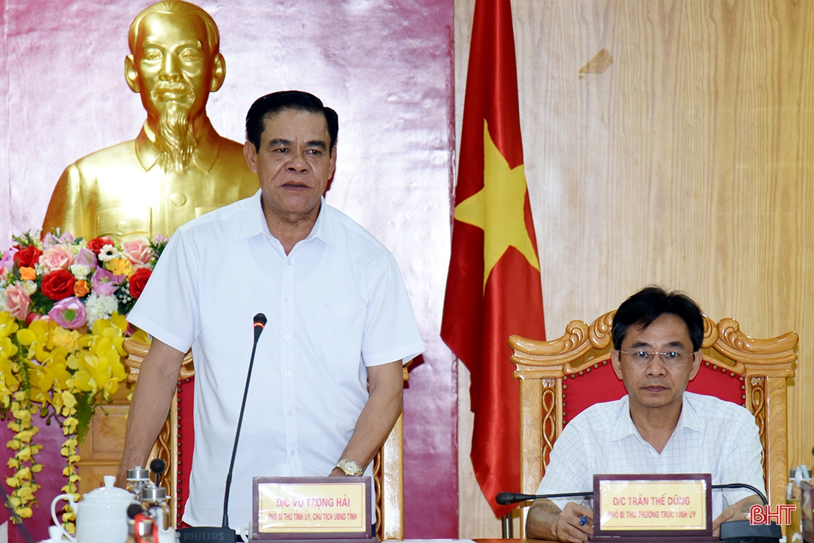 Tổ chức chương trình nghệ thuật tại Lễ kỷ niệm 65 năm Ngày Bác Hồ về thăm Hà Tĩnh trang trọng, lắng đọng