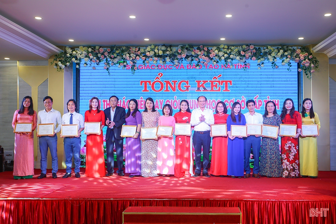 Hà Tĩnh tuyên dương 173 giáo viên trung học cơ sở dạy giỏi