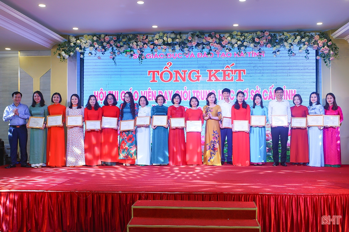 Hà Tĩnh tuyên dương 173 giáo viên trung học cơ sở dạy giỏi