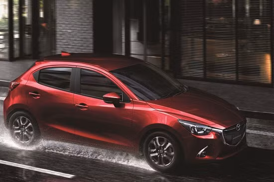 mazda2 2018 chinh thuc ra mat voi gia ban khong doi