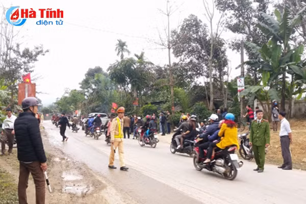 chu tich ubnd tinh chi dao tang cuong dam bao trat tu atgt
