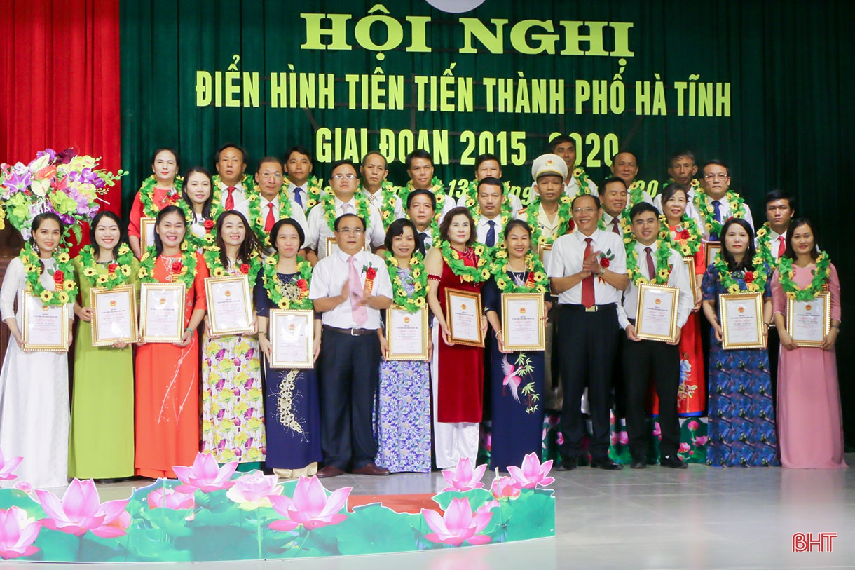 Vững nền tảng, chắc tương lai, xây dựng thành phố Hà Tĩnh thành một trong những đô thị trung tâm vùng Bắc Trung Bộ