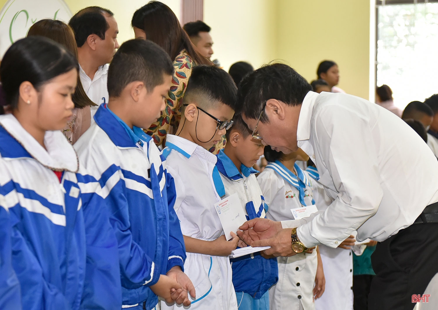 An sinh xã hội bền vững và câu chuyện về nghĩa Đảng, tình dân (bài 3): Sát cánh hỗ trợ người yếu thế, chú trọng giảm nghèo bền vững
