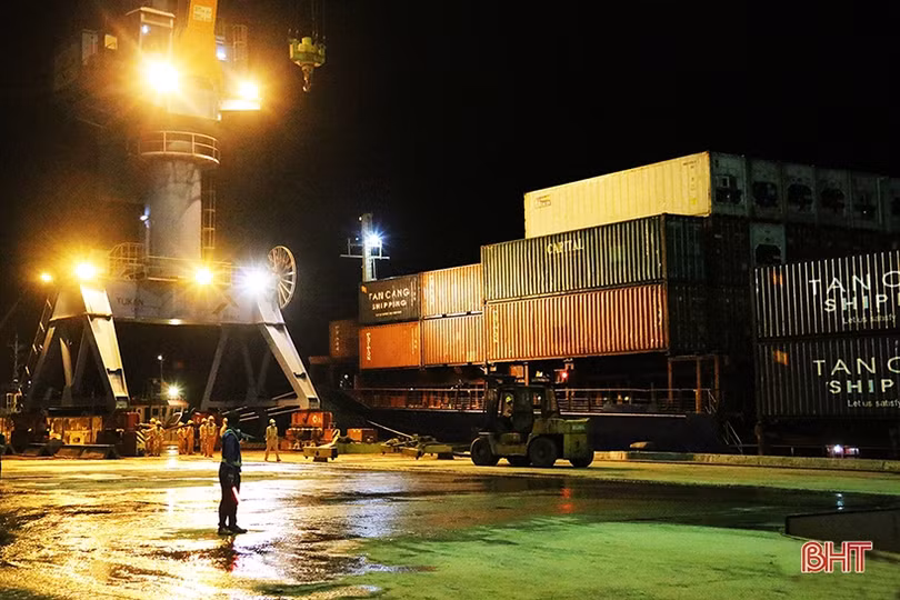 Thu hút nguồn hàng qua khu cụm cảng để phát triển logistics ở Khu kinh tế Vũng Áng