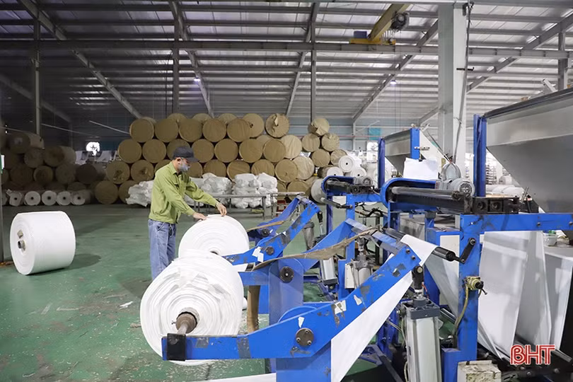 Công nghiệp Hà Tĩnh - hành trình trở thành “hạt nhân” kinh tế của tỉnh