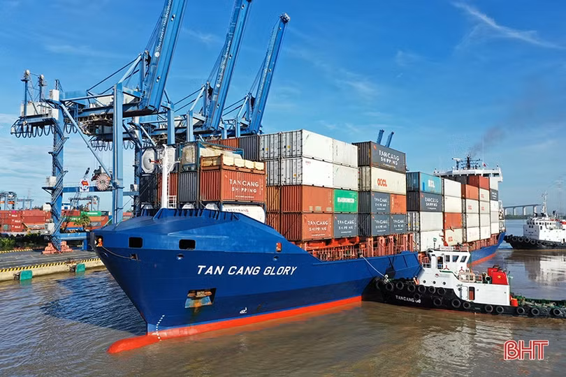 Thu hút nguồn hàng qua khu cụm cảng để phát triển logistics ở Khu kinh tế Vũng Áng