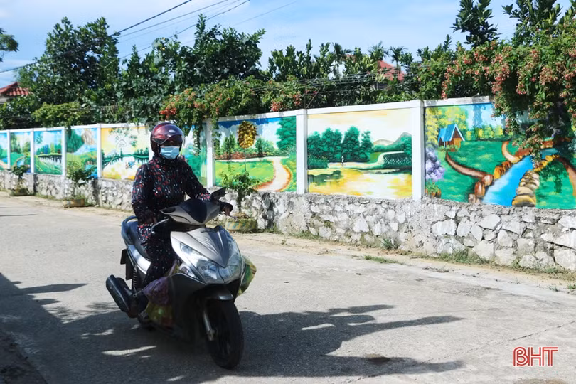Những con đường bích họa đẹp mắt ở huyện miền núi Hà Tĩnh
