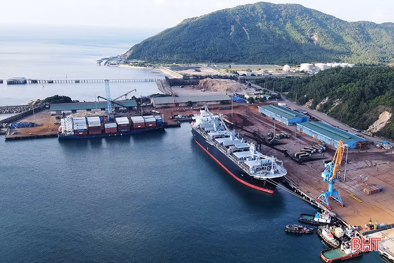 Thu hút nguồn hàng qua khu cụm cảng để phát triển logistics ở Khu kinh tế Vũng Áng