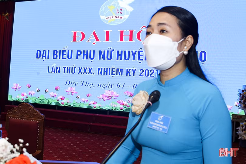 Bà Trần Thị Thùy Nhung tái cử Chủ tịch Hội LHPN huyện Đức Thọ
