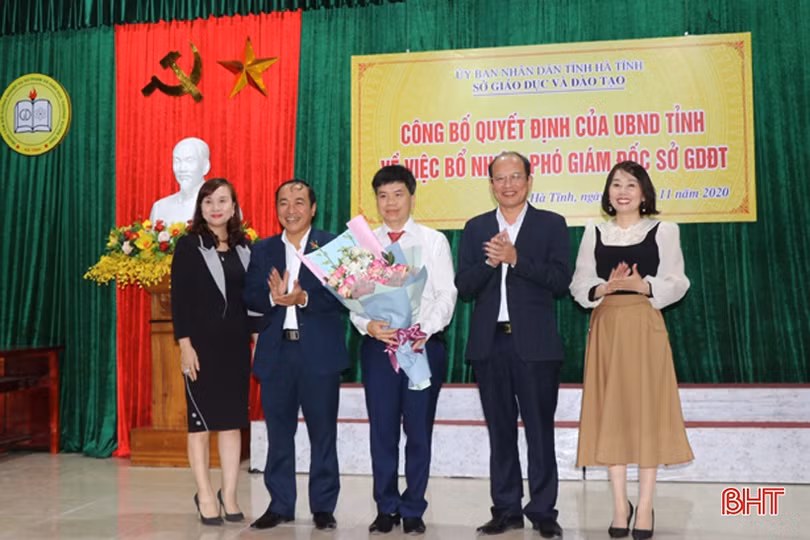 Công bố quyết định bổ nhiệm Phó Giám đốc Sở GD&ĐT Hà Tĩnh