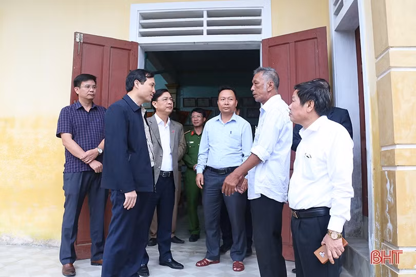 Xây dựng nhà văn hoá cộng đồng kiên cố là nơi tránh lũ an toàn cho Nhân dân