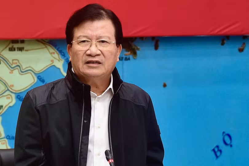 Tuyệt đối không để khu vực nguy hiểm nào ở Hà Tĩnh mất kiểm soát trong bão số 13