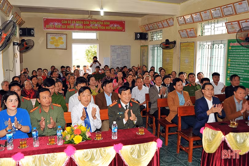 Lãnh đạo Hà Tĩnh vui đại đoàn kết với Nhân dân