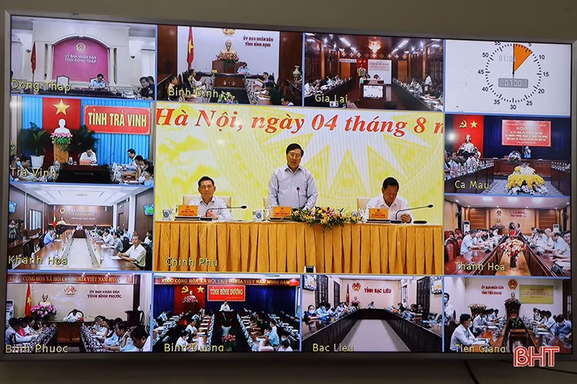 Công tác chống buôn lậu, gian lận thương mại, hàng giả là nhiệm vụ trọng tâm, thường xuyên