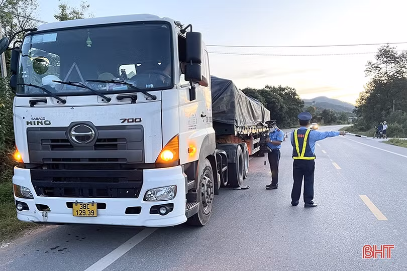 Kiềm chế nguy cơ gia tăng tai nạn giao thông ở Hà Tĩnh