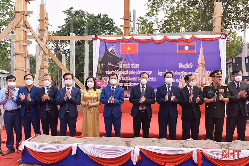 Hà Tĩnh tăng cường mở rộng hợp tác, giao lưu với các địa phương của nước CHDCND Lào