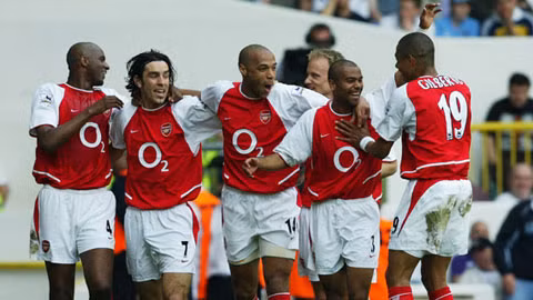 “Arsenal bất bại không phải là đội bóng vĩ đại nhất Premier League”