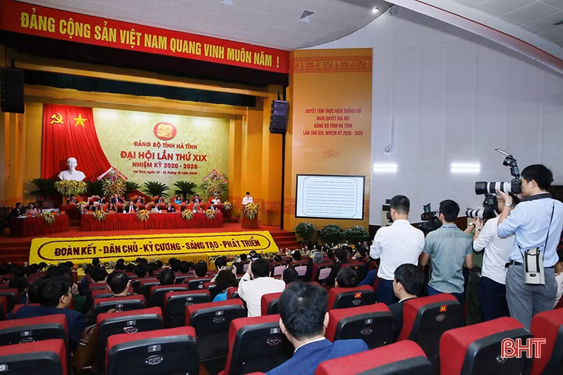 Báo Hà Tĩnh đổi mới và chuyên nghiệp trong tác nghiệp sự kiện