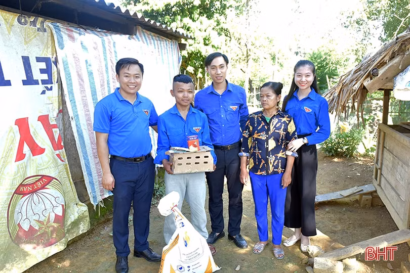 Nhiều hoạt động ý nghĩa hỗ trợ đồng bào dân tộc Chứt đón Tết Lấp lỗ