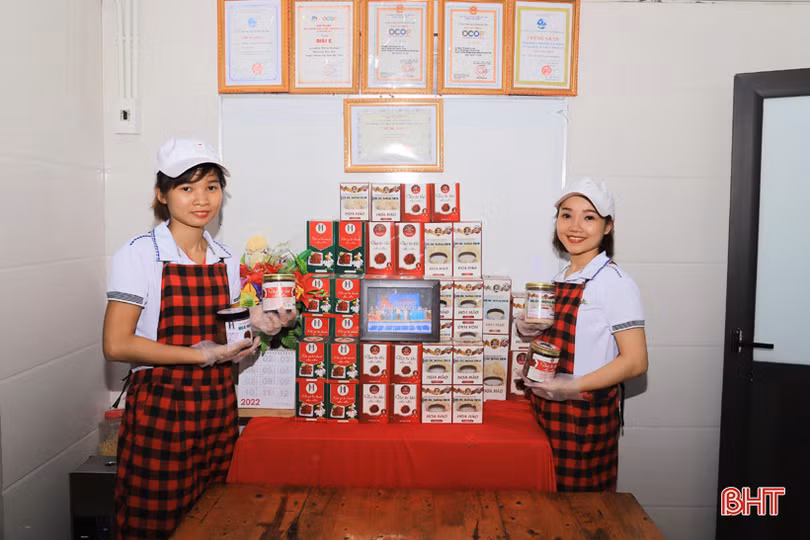 Bí quyết làm ruốc bông “được lòng” khách hàng của cựu thủ thư phố núi Hà Tĩnh