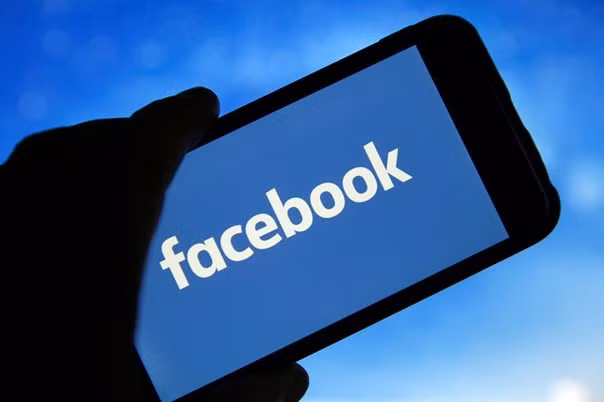 Facebook có tìm lại được ánh hào quang?