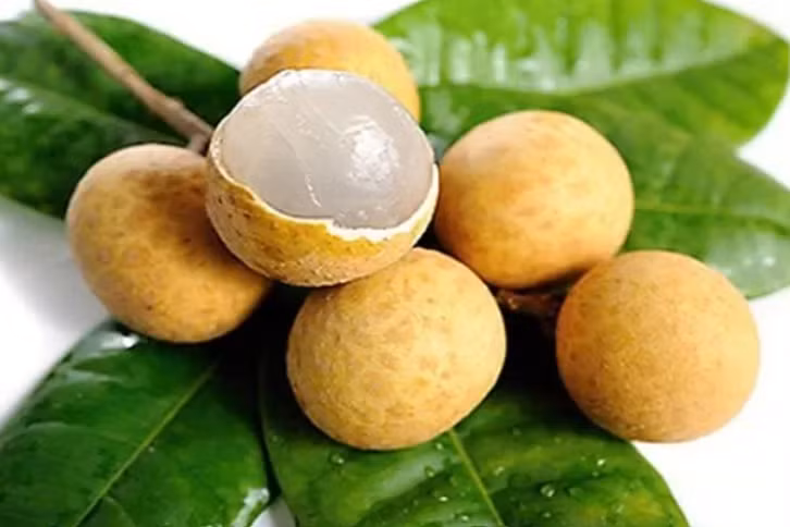 4 nhóm người nên hạn chế ăn quả nhãn