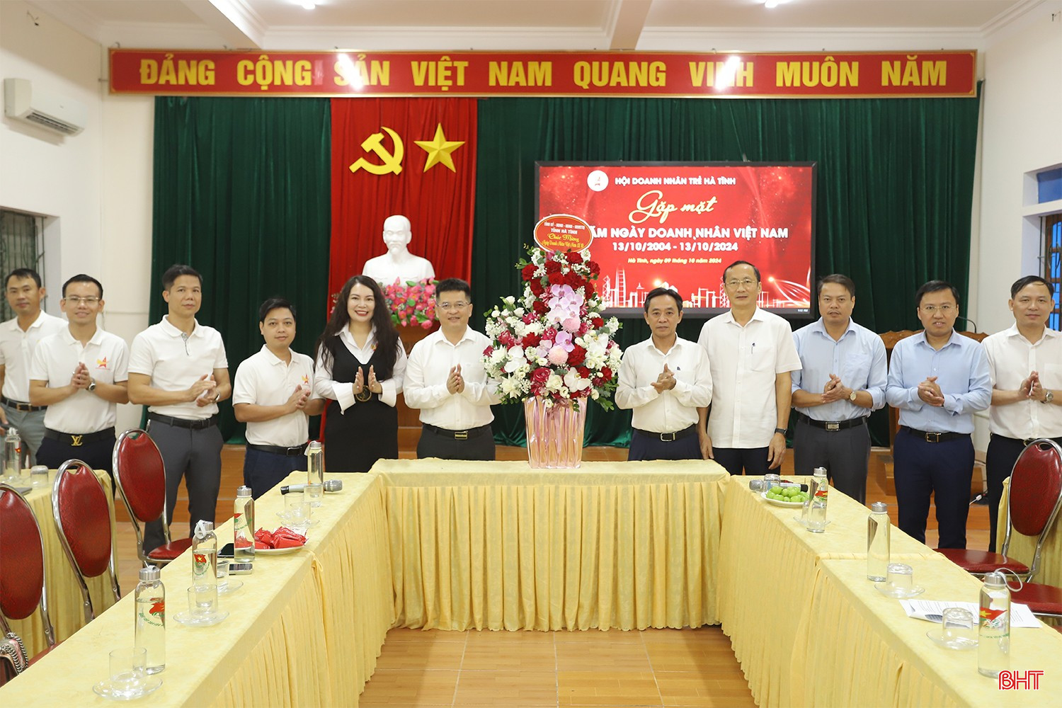 doanh-nhan-ha-tinh-9-6675.jpg