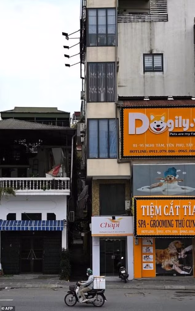 Những ngôi nhà ống Việt Nam trên báo Pháp