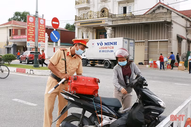 Tin yêu từ muôn phương gửi trao “trái tim” Hà Tĩnh