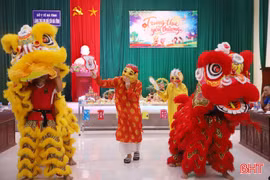Trung thu đến sớm với Làng Trẻ em mồ côi Hà Tĩnh